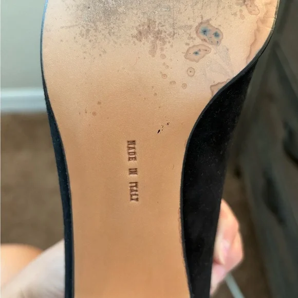 Salvatore Ferragamo Black Loafers with Tassel Detail - Picture 4 of 4